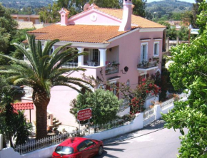 Отель Villa Caterina  Ипсос